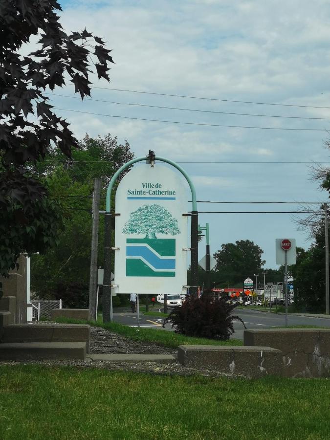 Motel Sainte Catherine Exterior photo