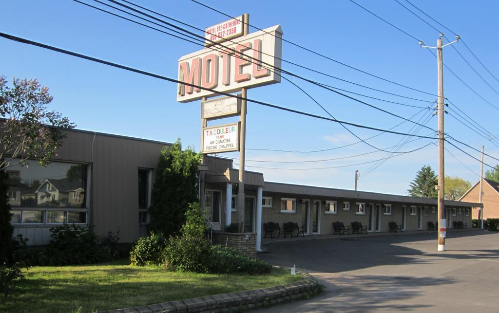 Motel Sainte Catherine Exterior photo